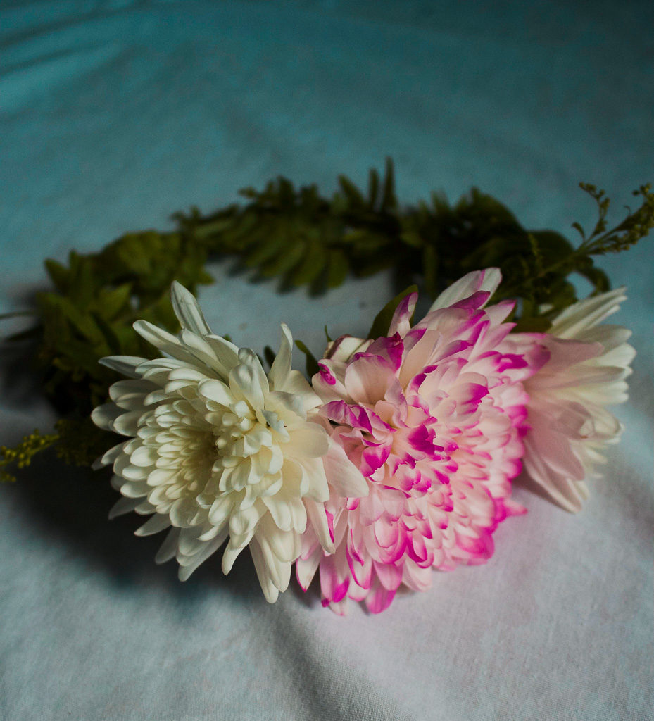 Flower Crown Tutorial - How to Make a Flower Crown